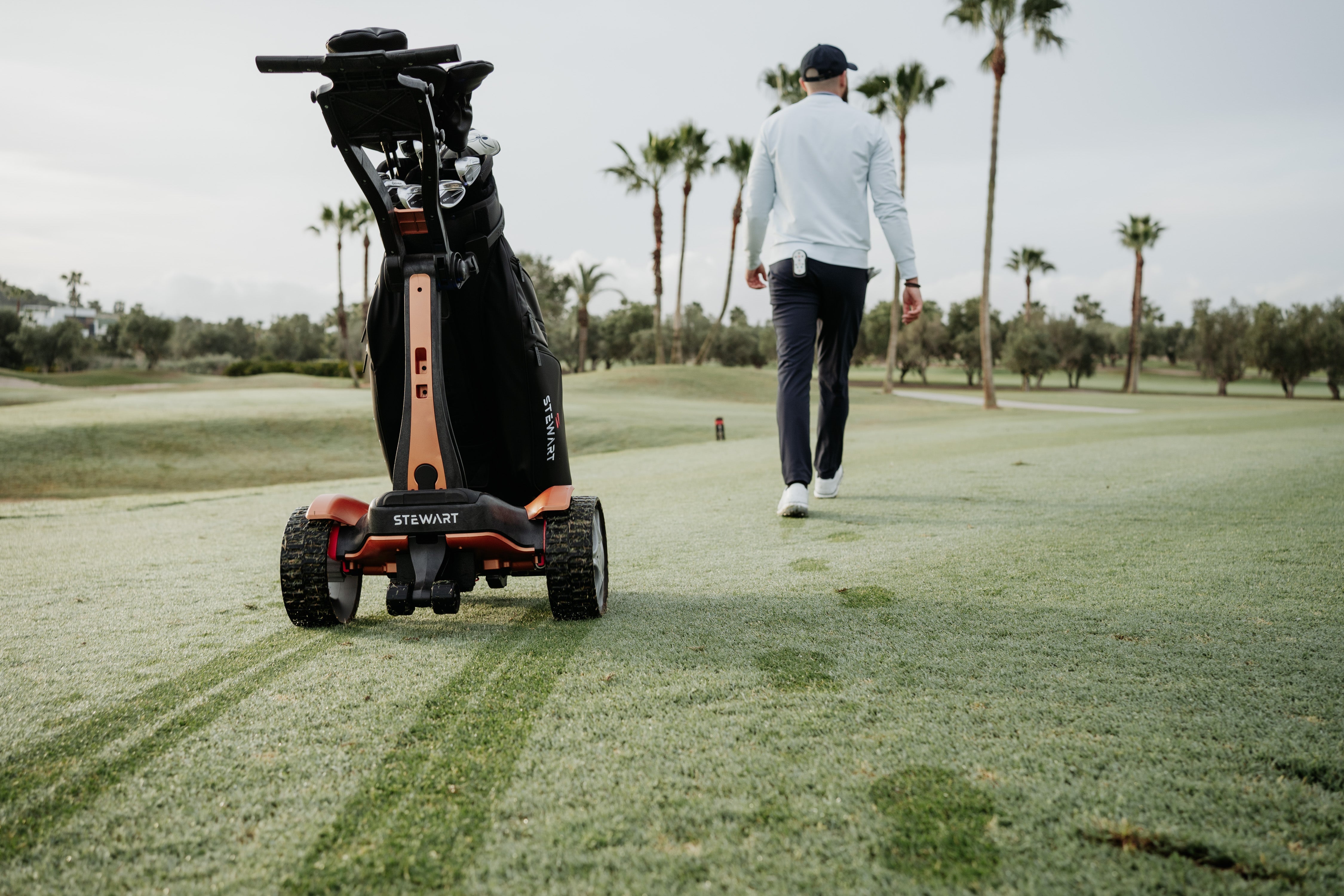 Play Like a Pro: Use a (Electric) Caddy